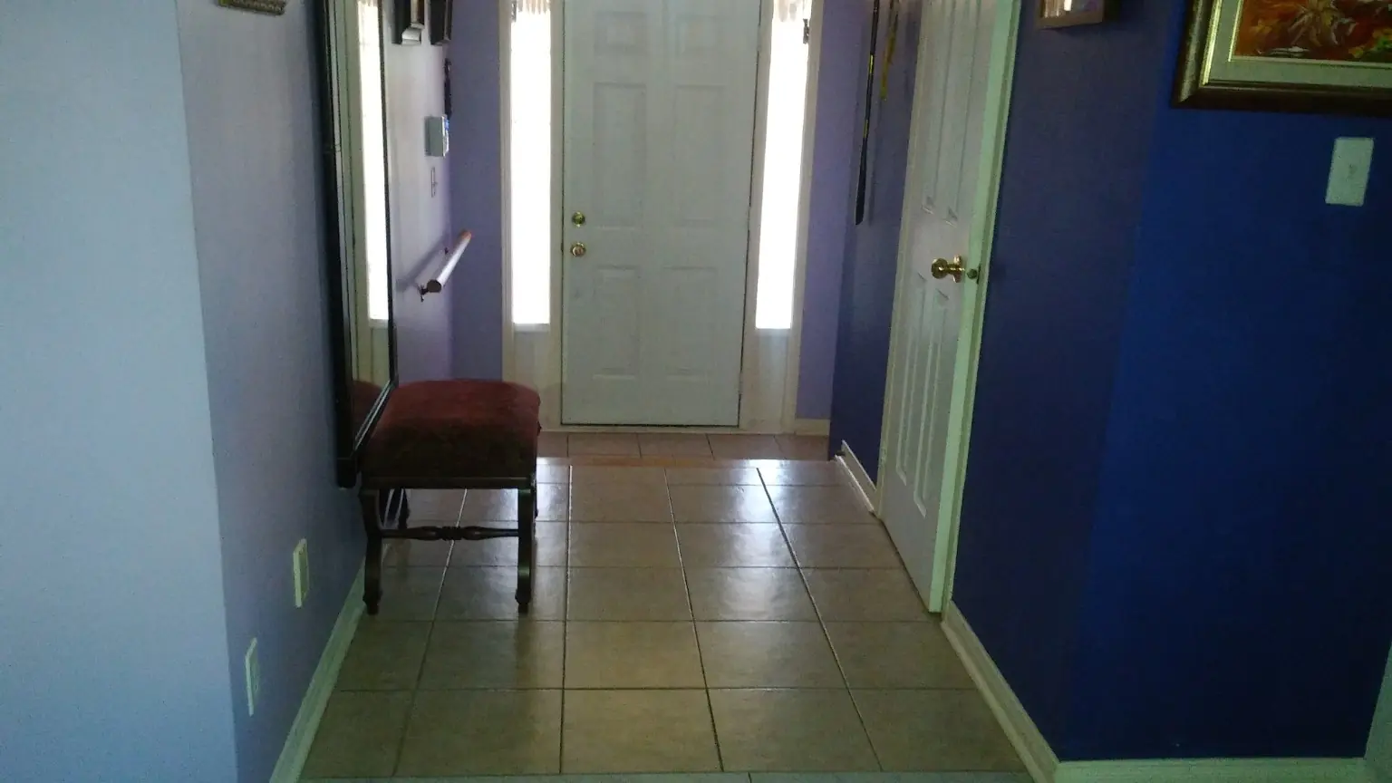 Clean tiled entrance foyer after professional deep cleaning in Ajax